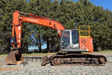 Hitachi 2015   Zx225uslc-3