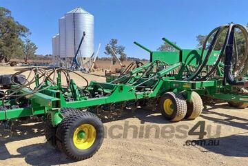 JOHN DEERE 1890 AIR SEEDER BAR