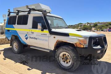 Toyota   Landcruiser