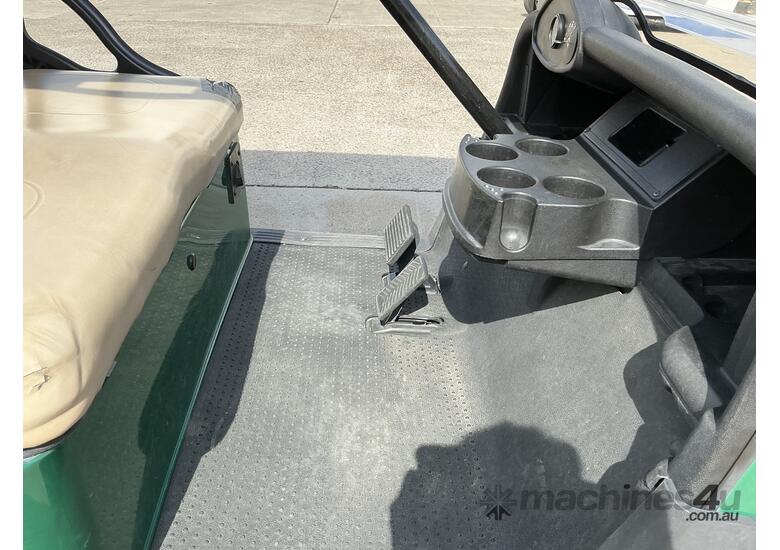 2018 EZ-GO RXV Electric 2 Seat Golf Cart