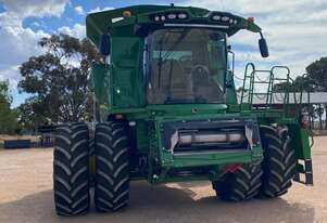 John Deere S780 with 640FD & trailer