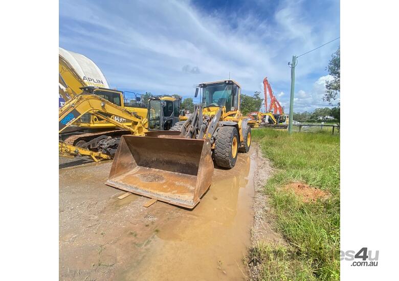 Volvo Toolcarrier Loader L70F