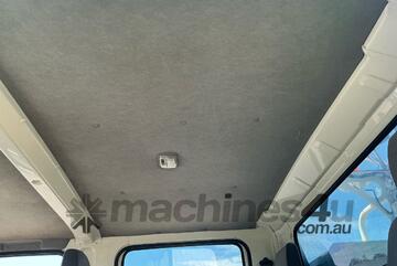 2015 Isuzu NPR 300 Premium Crew Cab Table Top