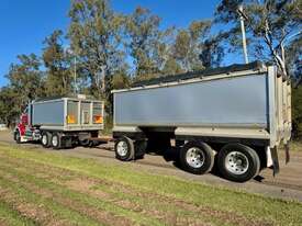 2009 Kenworth T908 tipper and Borcat dog trailer, Cummins ISX 600HP - picture2' - Click to enlarge