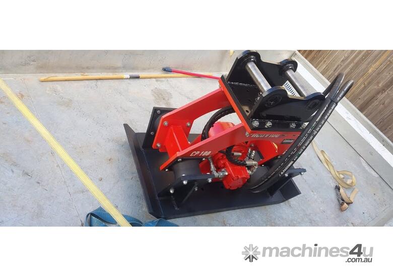 CP100 PneuVibe Hydraulic compaction plate
