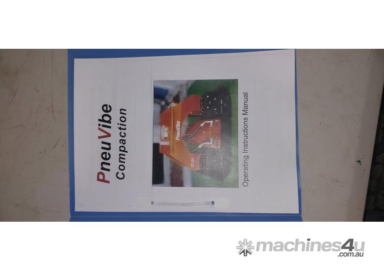 CP100 PneuVibe Hydraulic compaction plate