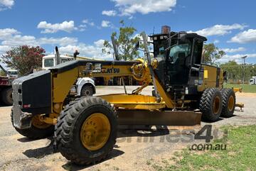 2014 Komatsu GD655-5 Motor Grader