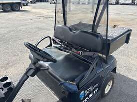 EZ-GO Golf Cart - picture2' - Click to enlarge