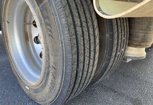 2020 Midland Tag1 Single Axle Extendable Flat Top Pole Trailer