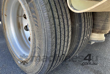 2020 Midland Tag1 Single Axle Extendable Flat Top Pole Trailer