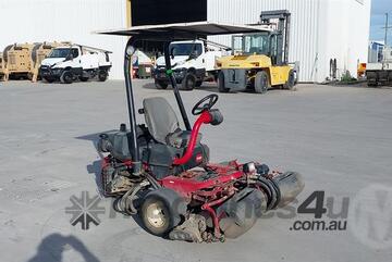 Toro   Greensmaster 3250d