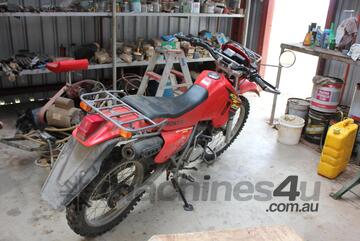 Honda   CTX 200 Motorbike