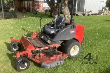 Toro   Groundsmaster 7200 Mower