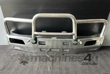 Ultimate Bullbar Fuso FM Series 20192021 Brand   Alloy Bar
