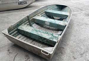 Dinghy Boat