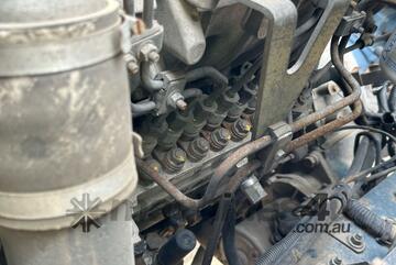 2005 Nissan UD PK265 Curtain Sider