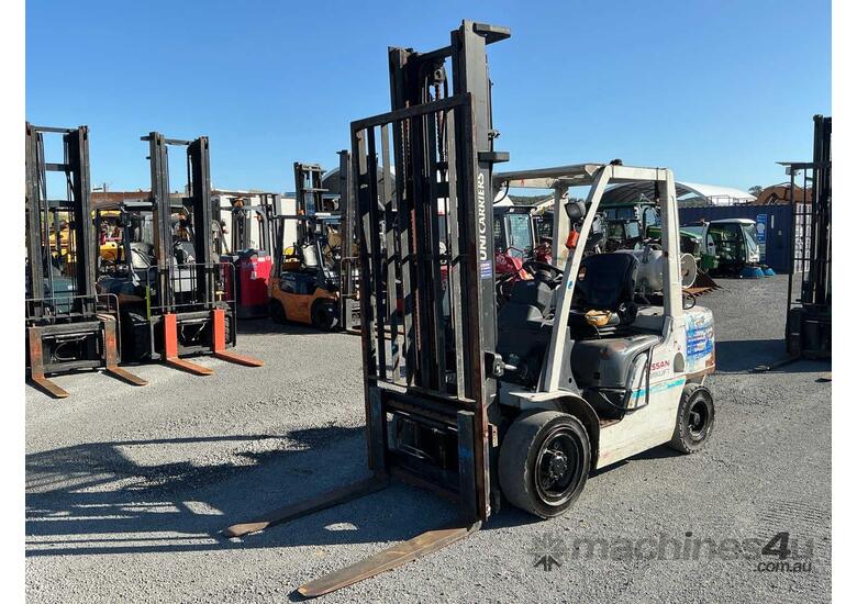 Nissan UG1F2A30DU Forklift