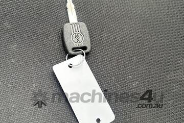 Kenworth 2016   T909 6x4 Tipper