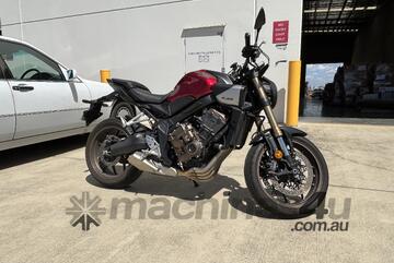 2024 Honda CB650R E-Clutch LAMS