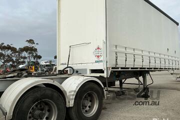 2020 Krueger ST-3-38 Tri Axle Flat Top Curtainsider A Trailer