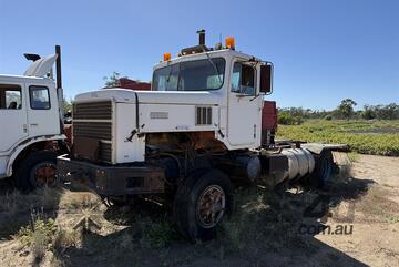 International Paystar 5000 Prime Mover