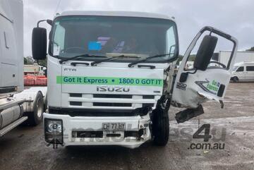 Isuzu 2008   FTR900 Crane Truck