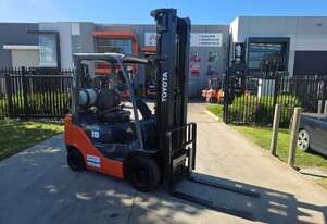 Toyota Forklift 1.8T Low Hours (Unit#:AU484)