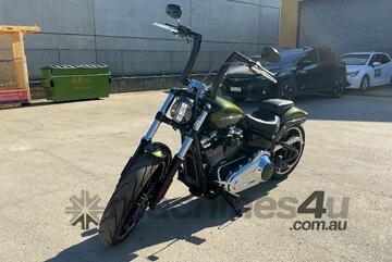 2022 Harley Davidson Breakout 114 Petrol