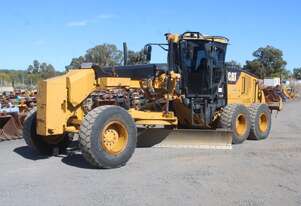 Caterpillar 2011   12M