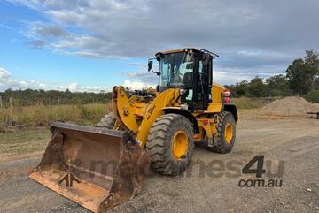 Caterpillar 2018   924K PB149