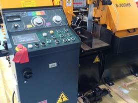EVERISING S-300HBNC AUTO BAND SAW  - picture0' - Click to enlarge