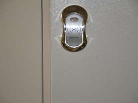 Six Bank Electric Swipe Card Locker - picture1' - Click to enlarge