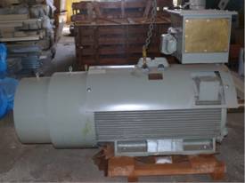 315 kw 420 hp 4 pole 415 v AC Electric Motor - picture1' - Click to enlarge