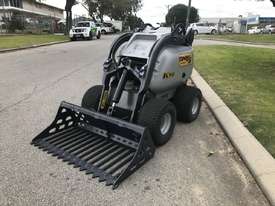 NEW : WHEELED MINI LOADER FOR SHORT AND LONG TERM DRY HIRE - picture2' - Click to enlarge