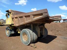 1984 Komatsu HD200-2 Dump Truck *CONDITIONS APPLY* - picture2' - Click to enlarge