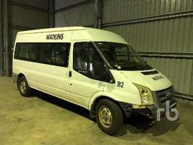 FORD TRANSIT Bus - picture0' - Click to enlarge
