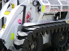 KANGA TR825 TRACK REMOTE CONTROL SKID STEER LOADER - picture1' - Click to enlarge