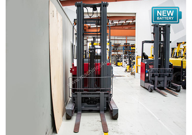 caption 1.4T Battery Electric Stand Up Reach Truck