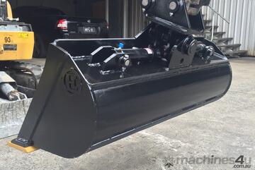 GARDNER ENGINEERING - Australian Made 1.8 - 2Tonne Tilt Bucket