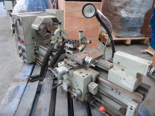 Romac Model CQ6230A Lathe - 300mm Swing, 910mm Between Centres, No Motor (Damage To Tailstock)