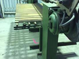 Lacy Belt sander - picture0' - Click to enlarge