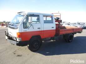 1998 Toyota Dyna 300 - picture2' - Click to enlarge