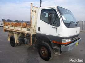 2000 Mitsubishi Canter FG637 - picture0' - Click to enlarge