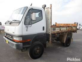 2000 Mitsubishi Canter FG637 - picture2' - Click to enlarge