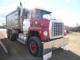 Ford Louisville Tipper Truck - picture1' - Click to enlarge