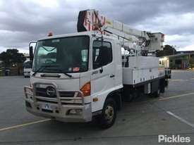2003 Hino FD - picture2' - Click to enlarge