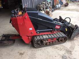 2014 TORO TX525 MINI LOADER - picture0' - Click to enlarge