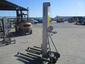 Genie Superlift - picture0' - Click to enlarge