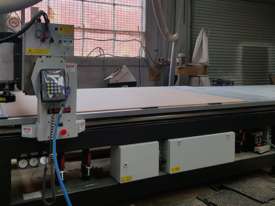 MultiCam CNC Router Machine - picture0' - Click to enlarge