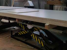 MultiCam CNC Router Machine - picture2' - Click to enlarge